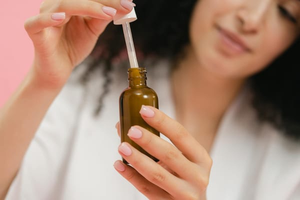 Retinol for Beginners: What It Actually Does, How to Start Without Wrecking Your Skin